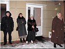 У гостиницы У гостиницы