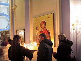 В Успенском приделе В Успенском приделе