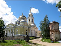 Нило-Столобенская пустынь Нило-Столобенская пустынь