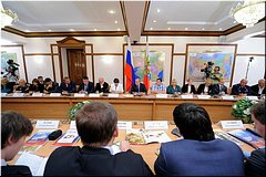 Встреча В.В. Путина с представителями общественности по вопросам патриотического воспитания молодёжи (стенографический отчёт). Краснодар, 12.09.2012 Встреча В.В. Путина с представителями общественности по вопросам патриотического воспитания молодёжи (стенографический отчёт). Краснодар, 12.09.2012