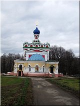 Храм святых первоверховных апостолов Петра и Павла в Старожилово, апрель 2013 г. Храм святых первоверховных апостолов Петра и Павла в Старожилово, апрель 2013 г.
