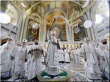 Святейший Патриарх Кирилл освятил в Москве собор в Сретенском монастыре памяти погибших за веру в советские годы, 25.05.2017 Святейший Патриарх Кирилл освятил в Москве собор в Сретенском монастыре памяти погибших за веру в советские годы, 25.05.2017