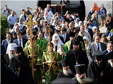 Предстоятель Русской Церкви помолился на Соловках у мощей преподобных Зосимы, Савватия и Германа, 20.08.2017 Предстоятель Русской Церкви помолился на Соловках у мощей преподобных Зосимы, Савватия и Германа, 20.08.2017