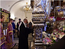 Святейший Патриарх Кирилл возглавил торжества по случаю 20-летия обретения мощей блаженной Матроны Московской, 08.03.2018 Святейший Патриарх Кирилл возглавил торжества по случаю 20-летия обретения мощей блаженной Матроны Московской, 08.03.2018