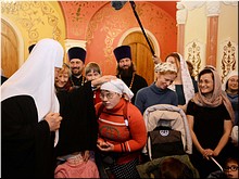Святейший Патриарх Кирилл встретился с сотрудниками и подопечными православной службы помощи «Милосердие», 02.12.2018 Святейший Патриарх Кирилл встретился с сотрудниками и подопечными православной службы помощи «Милосердие», 02.12.2018
