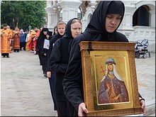 В Зачатьевском монастыре молитвенно отметили 200-летие обретения мощей праведной Иулиании, княгини Вяземской, 15.06.2019 В Зачатьевском монастыре молитвенно отметили 200-летие обретения мощей праведной Иулиании, княгини Вяземской, 15.06.2019