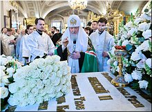 В одиннадцатую годовщину со дня кончины Святейшего Патриарха Алексия II Предстоятель Русской Церкви совершил заупокойное богослужение в Богоявленском соборе Москвы, 05.12.2019 В одиннадцатую годовщину со дня кончины Святейшего Патриарха Алексия II Предстоятель Русской Церкви совершил заупокойное богослужение в Богоявленском соборе Москвы, 05.12.2019