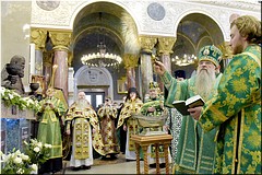 Митрополит Варсонофий совершил Литургию в Николаевском соборе Кронштадта и освятил скульптурные изображения св. Иоанна Кронштадтского в день его рождения, 01.11.2020 Митрополит Варсонофий совершил Литургию в Николаевском соборе Кронштадта и освятил скульптурные изображения св. Иоанна Кронштадтского в день его рождения, 01.11.2020
