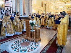 В день памяти св. Патриарха Тихона Божественная Литургия прошла в историческом здании, где проходил Поместный Собор в 1917 и 1918 гг., 18.11.2020 В день памяти св. Патриарха Тихона Божественная Литургия прошла в историческом здании, где проходил Поместный Собор в 1917 и 1918 гг., 18.11.2020
