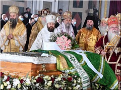 Митрополит Волоколамский Иларион принял участие в отпевании Святейшего Патриарха Сербского Иринея, 22.11.2020 Митрополит Волоколамский Иларион принял участие в отпевании Святейшего Патриарха Сербского Иринея, 22.11.2020